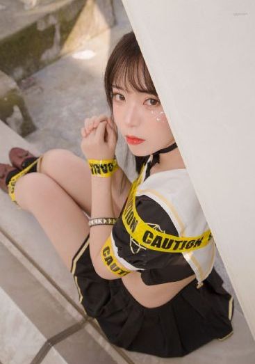 年轻女朋友
