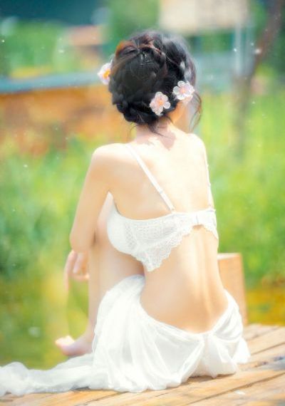 漂亮的邻居2