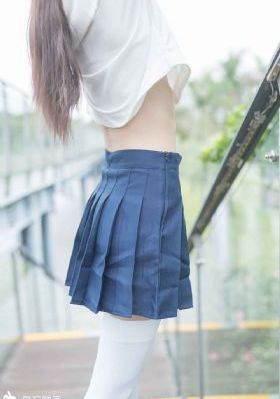 年轻的后母